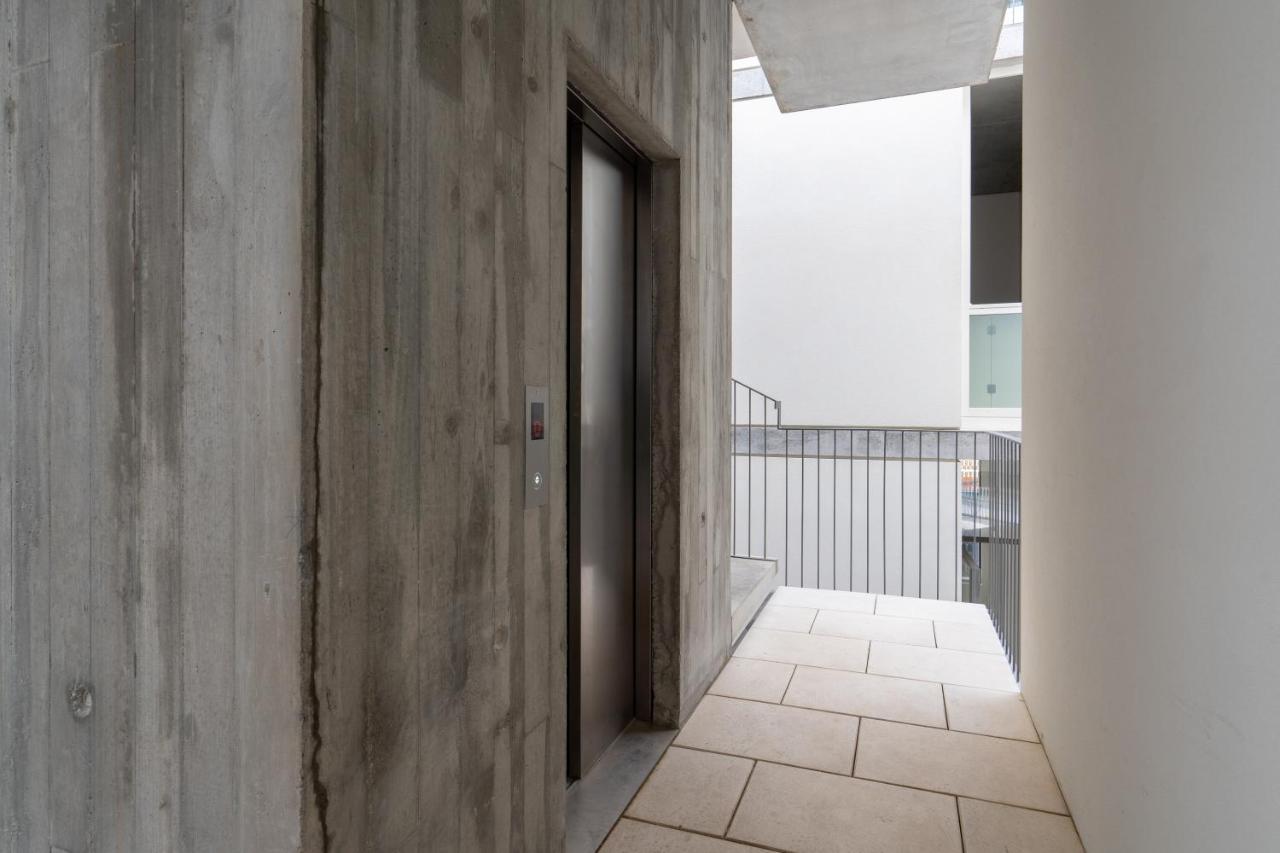 Appartamento Host Wise - Luxurious Private Flats - Balcony OOporto Esterno foto