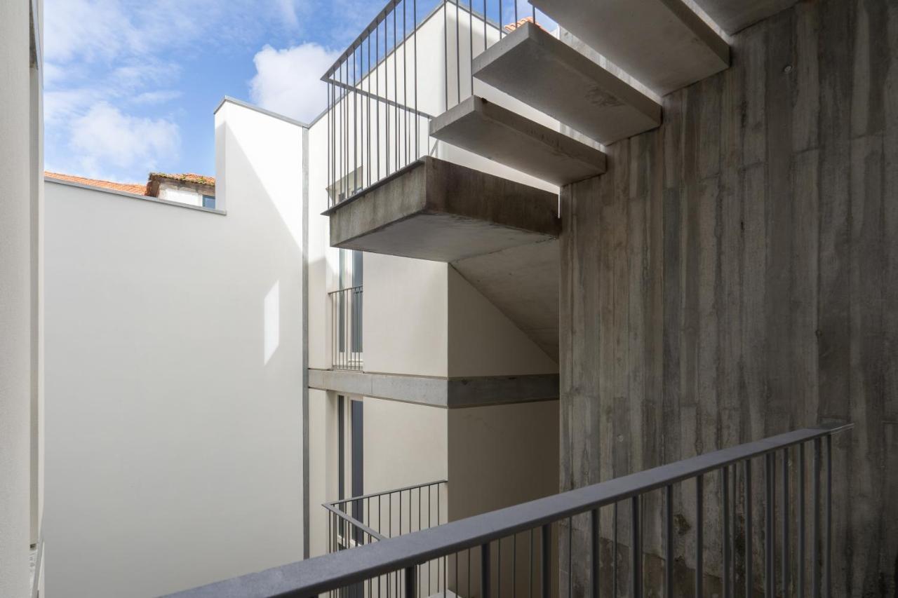 Appartamento Host Wise - Luxurious Private Flats - Balcony OOporto Esterno foto